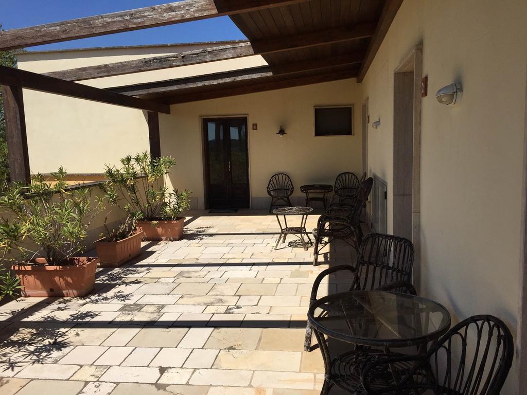Agritria Di Umberto Anglisani Villa Ostuni Room photo